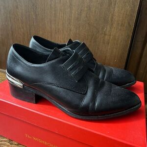 Women’s Leather Dress Shoes